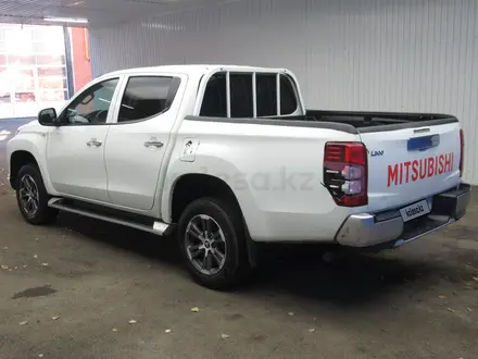 Mitsubishi L200 2021 года за 9 459 900 тг. в Актобе – фото 6