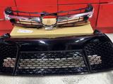 Решетка радиатора решетка нижняя на Toyota Camry 55 SE за 10 000 тг. в Алматы – фото 3