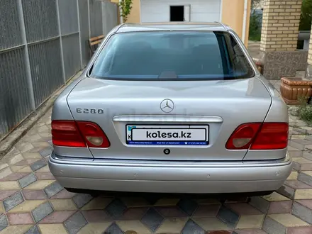 Mercedes-Benz E 280 1998 года за 4 200 000 тг. в Кызылорда – фото 18