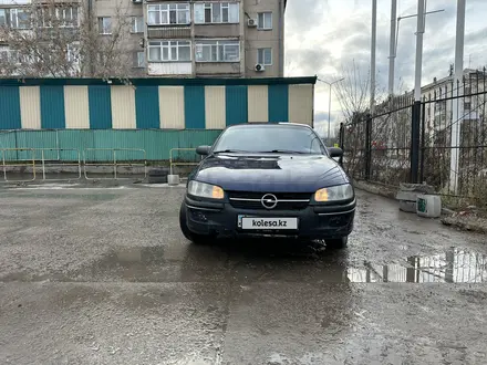 Opel Omega 1995 года за 1 000 000 тг. в Астана – фото 2