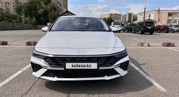 Hyundai Elantra 2024 годаfor9 300 000 тг. в Алматы