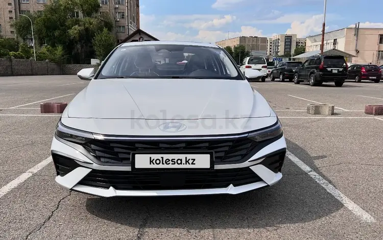 Hyundai Elantra 2024 годаfor9 300 000 тг. в Алматы