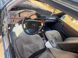 Mercedes-Benz E 220 1991 года за 1 200 000 тг. в Тараз – фото 5