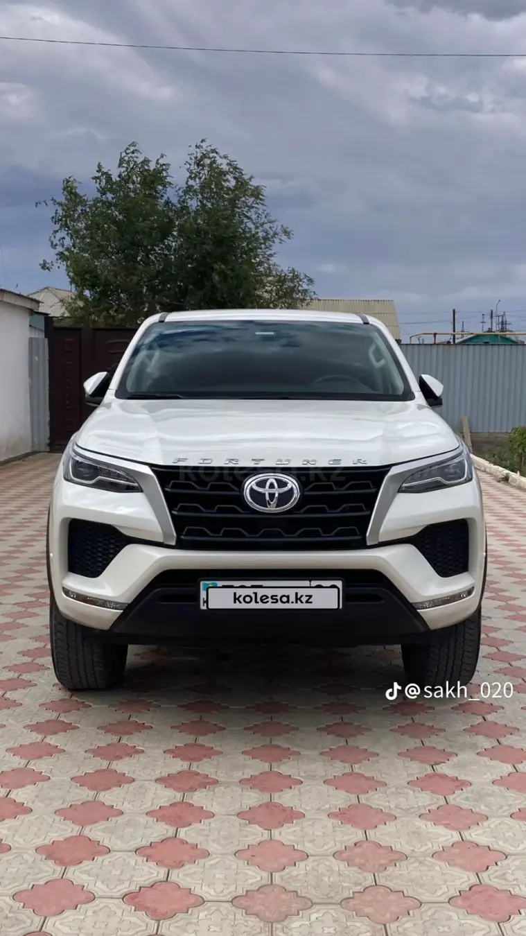 Toyota Fortuner, 2022