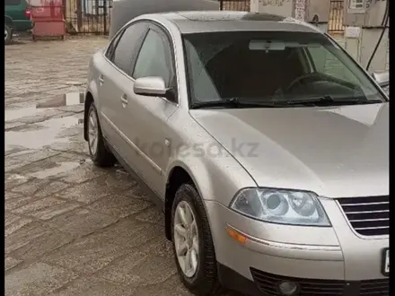 Volkswagen Passat 2003 года за 3 000 000 тг. в Актау – фото 2