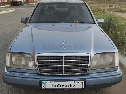 Mercedes-Benz E 280 1993 года за 3 500 000 тг. в Кызылорда – фото 2