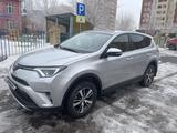 Toyota RAV4 2016 года за 12 800 000 тг. в Астана – фото 3