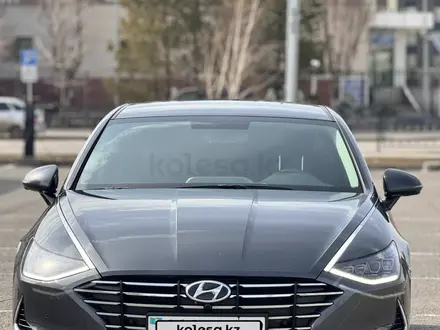 Hyundai Sonata 2022 года за 14 900 000 тг. в Караганда – фото 3