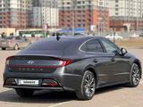 Hyundai Sonata 2022 года за 14 900 000 тг. в Караганда – фото 4