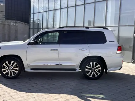 Toyota Land Cruiser 2017 года за 38 000 000 тг. в Туркестан – фото 11