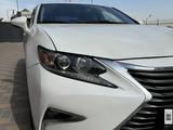 Lexus ES 250 2016 года за 13 300 000 тг. в Алматы – фото 2