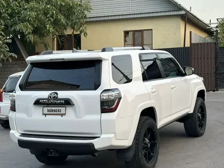 Toyota 4Runner 2017 года за 15 500 000 тг. в Алматы – фото 5