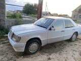 Mercedes-Benz E 280 1992 годаfor1 800 000 тг. в Отеген-Батыр