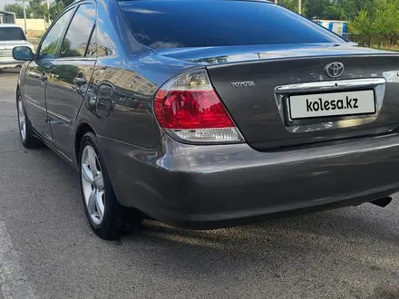 Toyota Camry 2005 года за 5 800 000 тг. в Кентау – фото 9