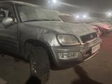 Toyota RAV4 1998 года за 1 000 тг. в Алматы – фото 2