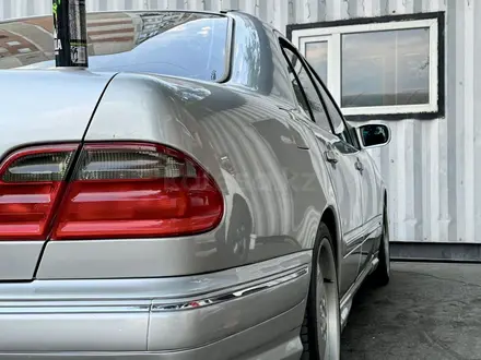 Mercedes-Benz E 320 2001 года за 6 200 000 тг. в Алматы – фото 4