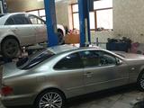 Mercedes-Benz CLK 320 1998 годаүшін2 400 000 тг. в Караганда – фото 5