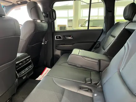Toyota Land Cruiser Premium 2025 года за 74 890 000 тг. в Караганда – фото 10