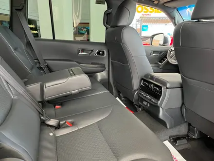 Toyota Land Cruiser Premium 2025 года за 74 890 000 тг. в Караганда – фото 12