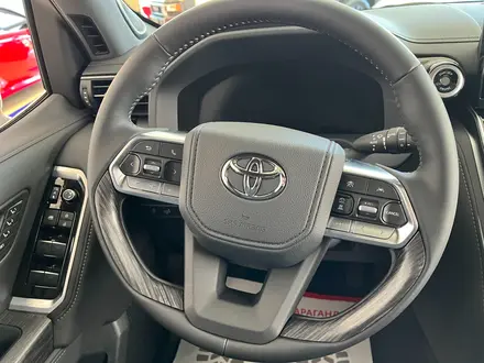 Toyota Land Cruiser Premium 2025 года за 74 890 000 тг. в Караганда – фото 18