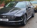 Hyundai Sonata 2021 года за 11 700 000 тг. в Актобе – фото 2