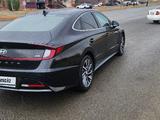 Hyundai Sonata 2021 года за 11 300 000 тг. в Актобе – фото 5