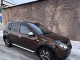 Renault Sandero Stepway 2013 года за 4 100 000 тг. в Семей