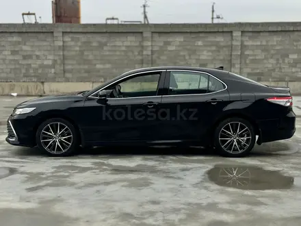 Toyota Camry 2021 года за 17 000 000 тг. в Алматы – фото 9