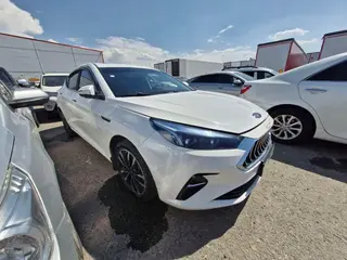 JAC J7