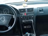 Mercedes-Benz C 180 1994 года за 1 700 000 тг. в Атбасар – фото 4