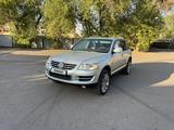 Volkswagen Touareg 2007 годаүшін5 300 000 тг. в Алматы