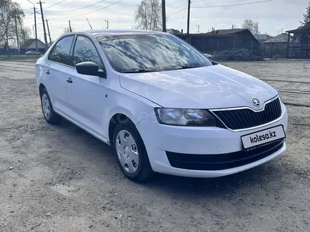 Skoda Rapid 2015 года за 4 000 000 тг. в Усть-Каменогорск – фото 3