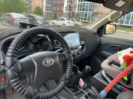 Toyota Hilux 2012 года за 7 300 000 тг. в Уральск – фото 4