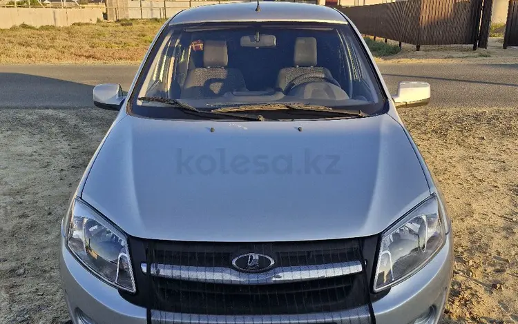 ВАЗ (Lada) Granta 2190 2013 годаүшін3 300 000 тг. в Атырау