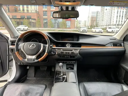 Lexus ES 300h 2012 года за 8 500 000 тг. в Астана – фото 8