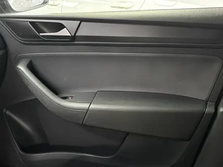 Volkswagen Polo 2020 года за 7 150 000 тг. в Алматы – фото 15