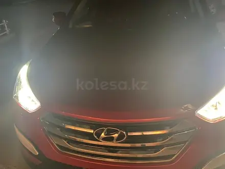 Hyundai Santa Fe 2014 года за 6 000 000 тг. в Актобе – фото 23
