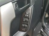 Toyota Land Cruiser Prado 2022 годаүшін26 000 000 тг. в Актобе – фото 4