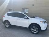 Toyota RAV4 2015 года за 8 400 000 тг. в Актау – фото 3