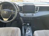 Toyota RAV4 2015 года за 8 400 000 тг. в Актау – фото 4