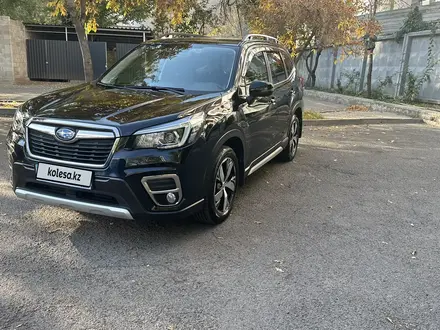 Subaru Forester 2020 года за 15 200 000 тг. в Алматы – фото 2