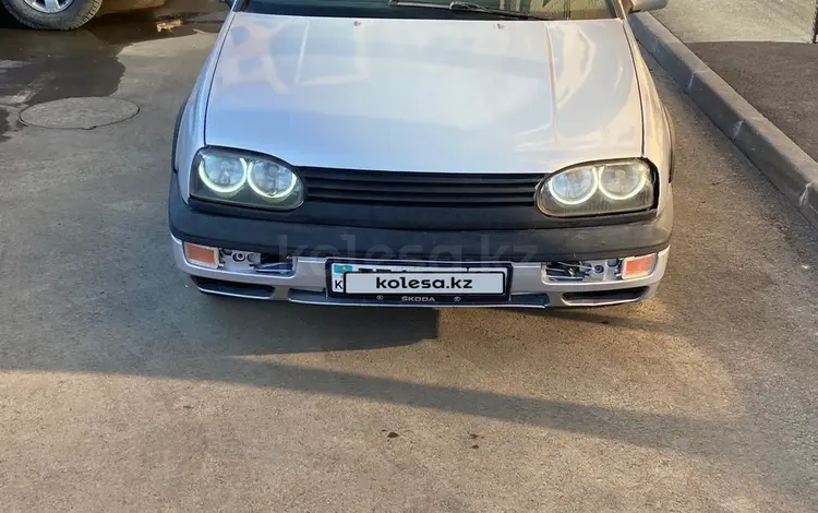 Volkswagen Golf 1994 годаүшін1 000 000 тг. в Кокшетау