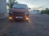 Volkswagen Multivan 1993 года за 2 700 000 тг. в Караганда – фото 2