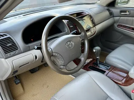 Toyota Camry 2005 года за 6 000 000 тг. в Актау – фото 9