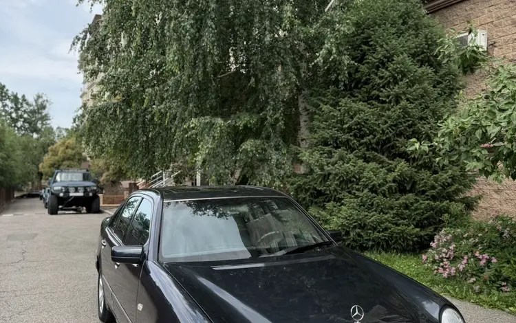 Mercedes-Benz E 280 1997 года за 2 200 000 тг. в Алматы