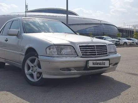 Mercedes-Benz C 240 1999 года за 2 950 000 тг. в Алматы – фото 3