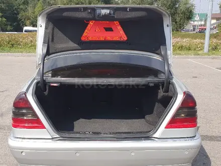 Mercedes-Benz C 240 1999 года за 2 700 000 тг. в Алматы – фото 7