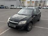 ВАЗ (Lada) Granta 2190 2014 годаүшін1 400 000 тг. в Астана