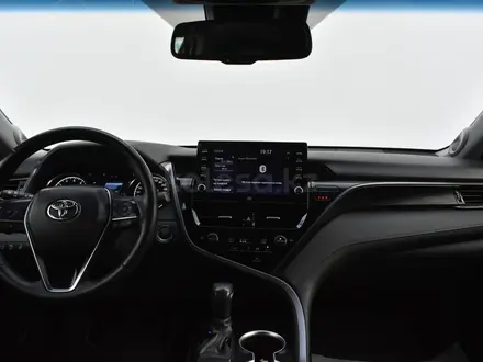 Toyota Camry 2023 года за 15 599 990 тг. в Атырау – фото 9