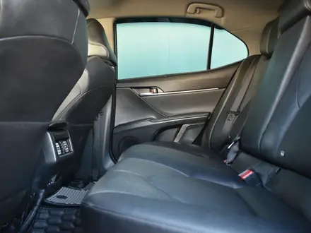 Toyota Camry 2023 года за 15 599 990 тг. в Атырау – фото 16